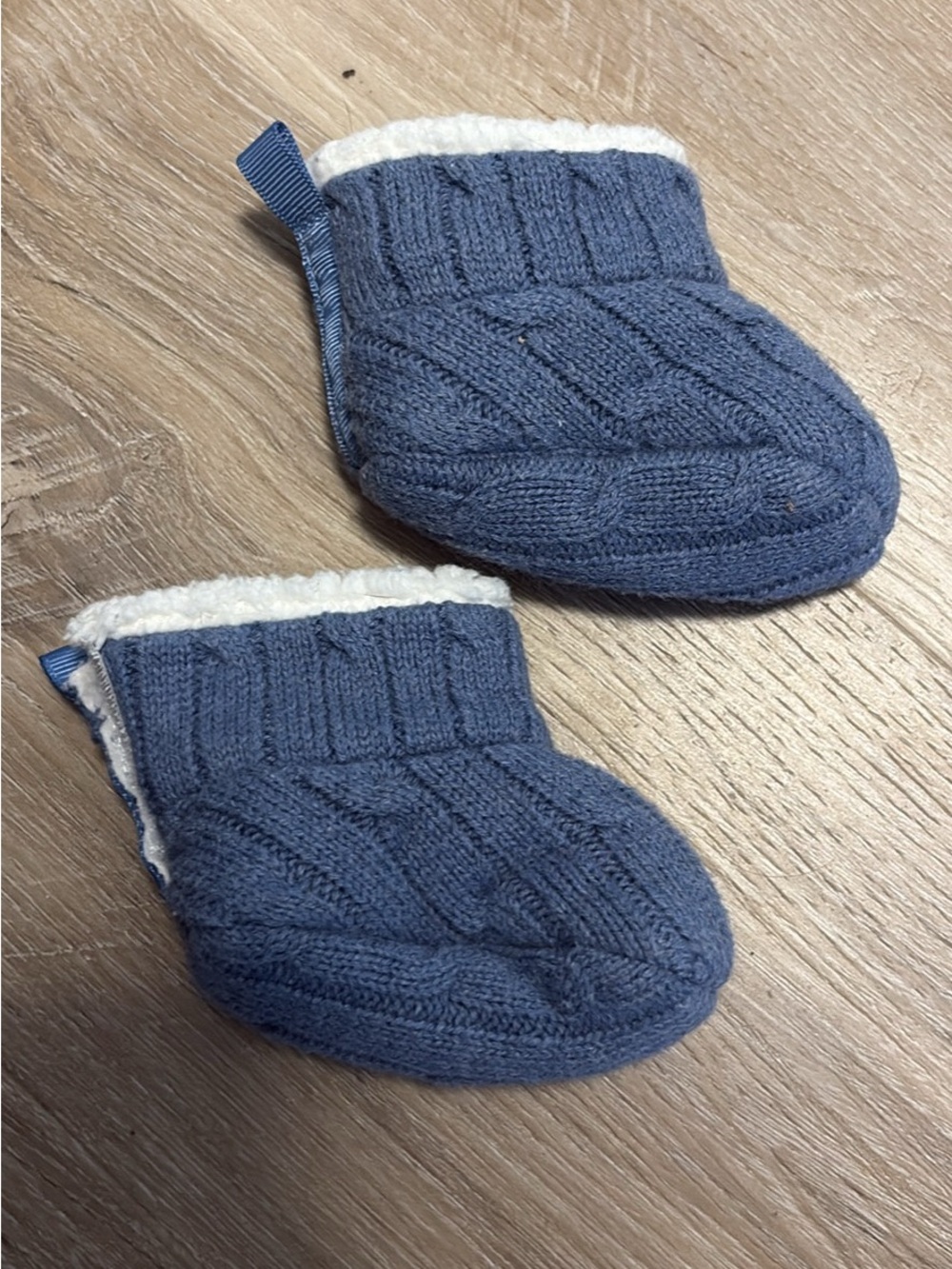 GAP Blue Cable Knit Baby Booties with Sherpa Trim